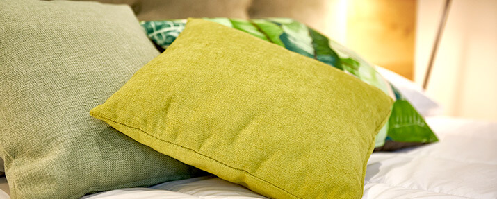 travesseiro verde